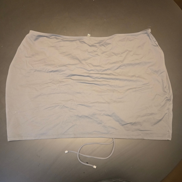 Skims Swim Rouched Mini Skirt - Picture 2 of 6